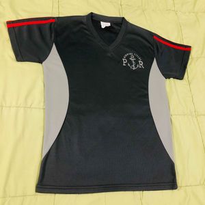 Boys Athletic V -neck, T-Shirt 👕