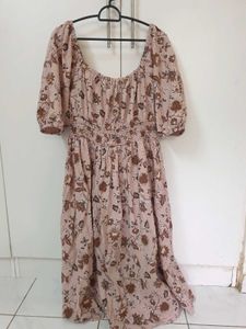 Mocha Rose Puff Sleeve Dress