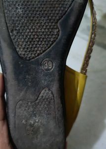 Stylish Women's Flip-Flops