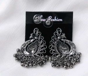 Compliment Magnet✨Oxidised Peacock Earrings