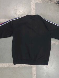 Black Star Print Sweatshirt