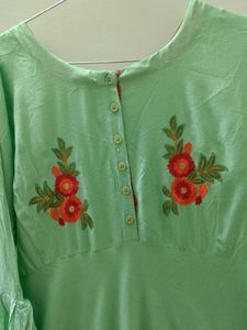 🔥₹200 Only 💚 Mint Green Kurta Size 34 | Hurry!