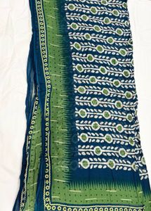 Green &amp; Blue Printed Kurta Set