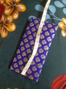 Price Reduced..... New Party hand Purse for sale