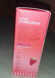 Dot &amp; Key Strawberry Dew Tinted Sunscreen