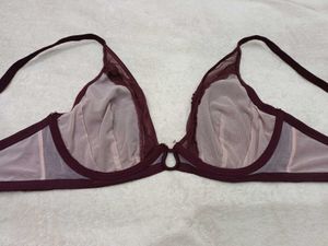 Lace Detail Burgundy Bra