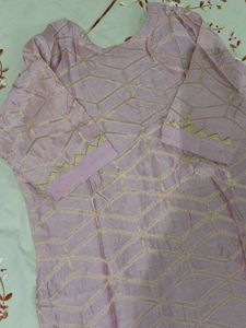 Embroidered Pink Kurta