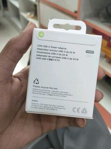 Apple 20W USB-C Power Adapter