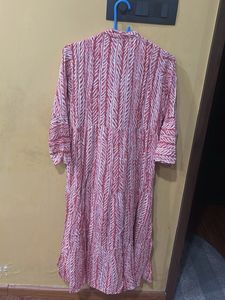Chic Red &amp; White Printed Midi Dress