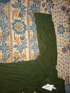 Stylish Green Textured Button-Up Top