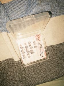Glue-Free False Eyelashes