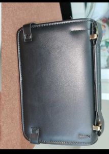 Chic Black Textured Crossbody Bag