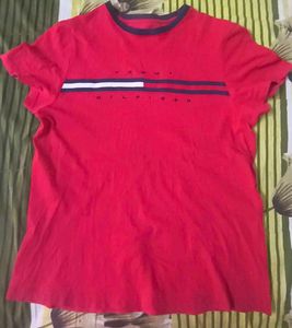 Tommy Hilfiger Red T-Shirt