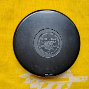 MAC Extra Dimension Skinfinish