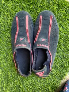 Comfortable Navy &amp; Pink Slip-On Shoes