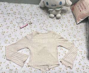 Ribbed Bell Sleeve Cinched Top