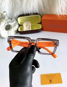 Louis Vuitton Square Glasses
