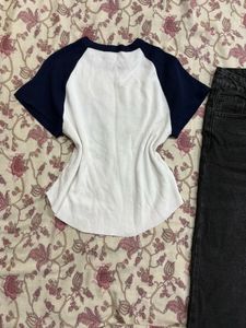 Stylish Baseball Style crop tee