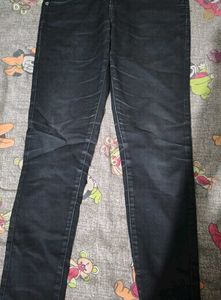Black Slim Fit Jeans