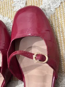Chic Burgundy Block Heel Slingbacks
