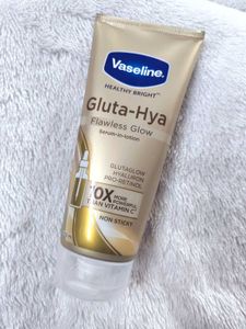 Vaseline Gluta-Hya Lotion