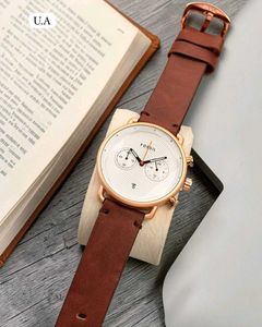 FOSSIL PREMIUM QUALITY LEATHER BELT MENS WATCH