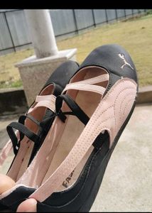 Puma Ballet Flats - Black &amp; Pink