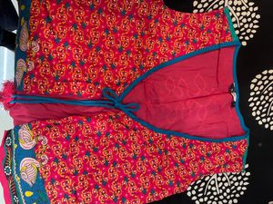 Sleeveless Ethnic Overcoat