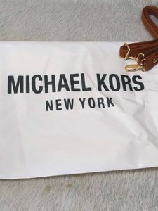 Michael Kors hand Bag - Light Green 💚
