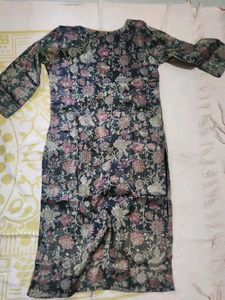 Elegant Floral Print Kurta