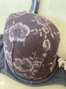 Women's Lace Trimmed Bra
