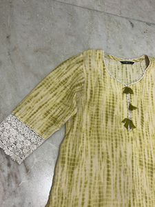 Green Tie-Dye Kurti with Lace Details