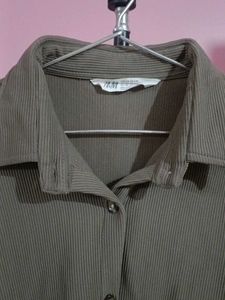 Stylish Khaki Button-Up Tunic Top