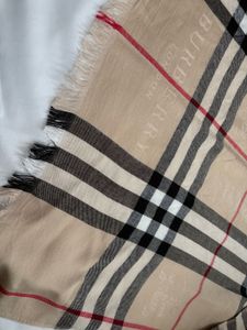 Burberry Classic Check Scarf