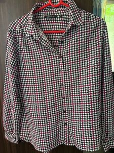 Houndstooth Print Button-Up Shirt