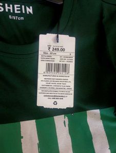 SHEIN Green 'Amore' Graphic T-Shirt