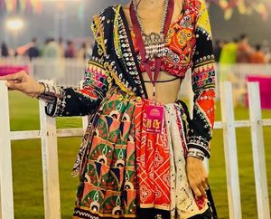 Navratri miror work chaniya choli