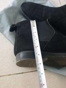Stylish Black Suede Chelsea Boots