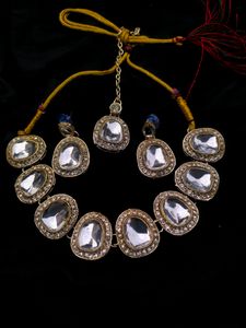 PRETTY NECKLACE SET
