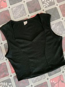 Black Ribbed Sweetheart Neck Crop Top
