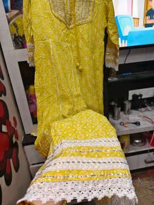 Beautiful Dot Design With Lace Work Kurti