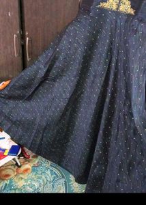 bust 40 Elegant Navy Blue Ethnic Gown