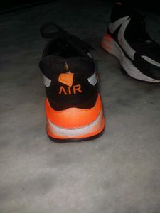 Stylish Men's Sneakers