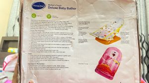 Deluxe baby bather
