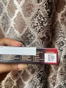Liquid eyeliner ❤️🖤