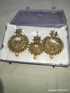 Gold Tone Indian Jewelry Set