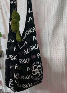 Alaska Print Shoulder Bag