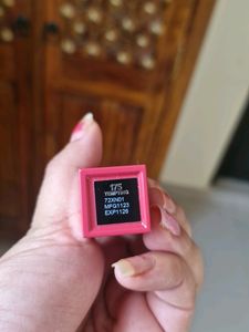 Maybelline Vinyl {New Shade}😍❤️ (Tempting)
