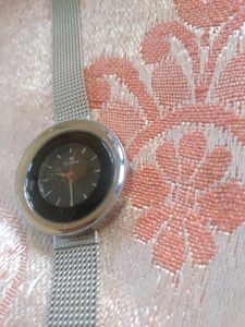 Genuine Titan Watch-Not Working