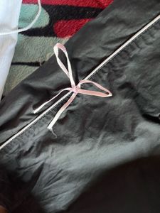 small defect on 1 ribbon Parachute Bow Pants - Com